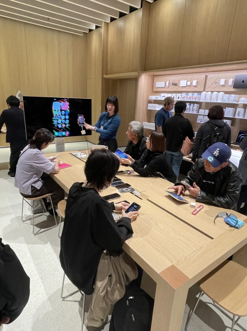 Apple Storeでのセミナー風景